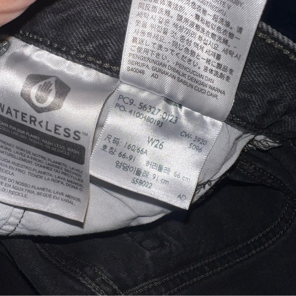 Levi’s Premium 501 Shorts High Rise Black Distressed 26 - Picture 5 of 6